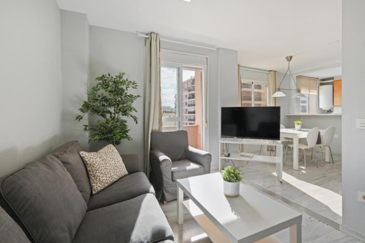 Apartamento En Calle Cuarteles De Dos Habitaciones Málaga Eksteriør billede
