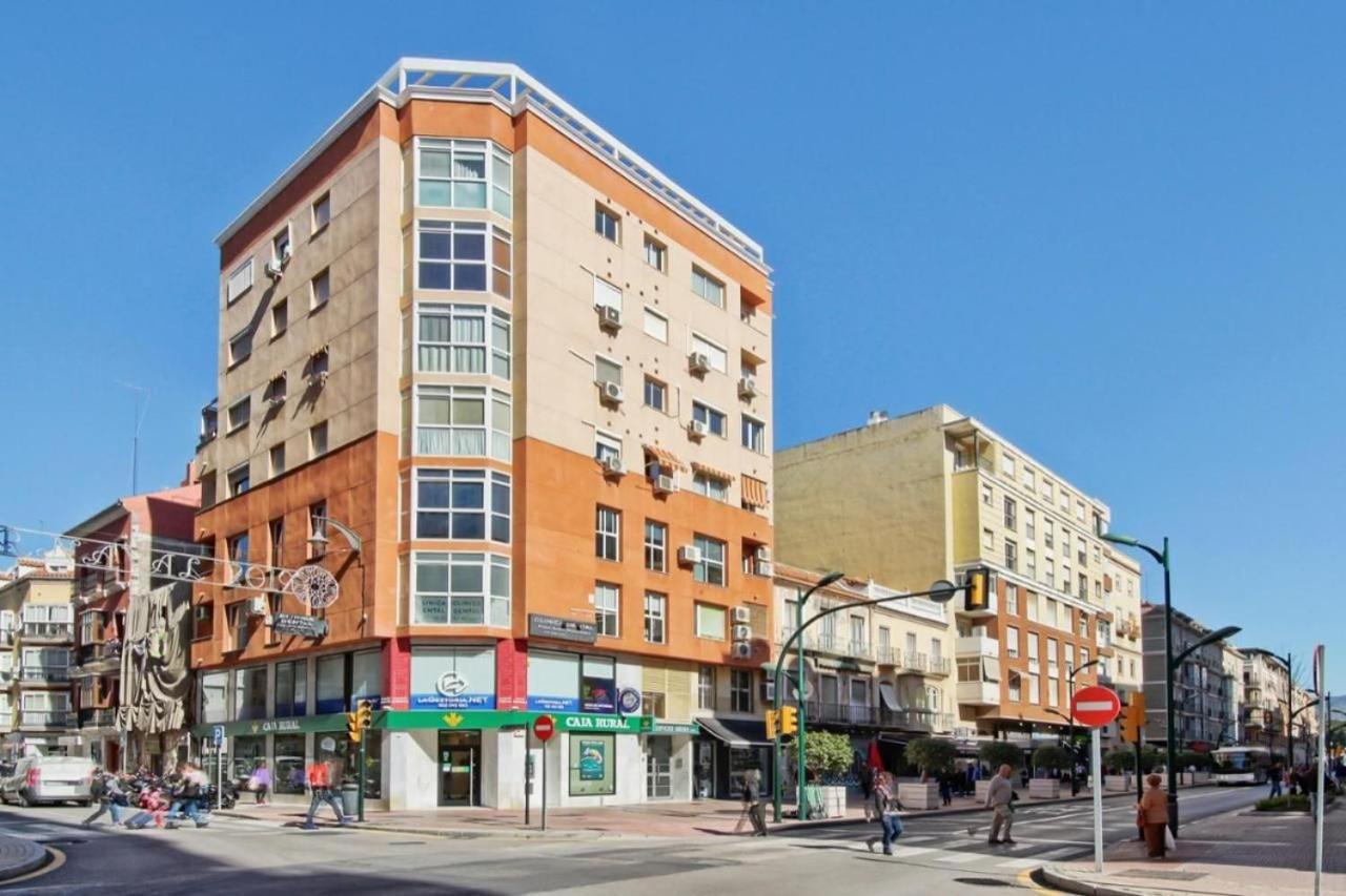 Apartamento En Calle Cuarteles De Dos Habitaciones Málaga Eksteriør billede